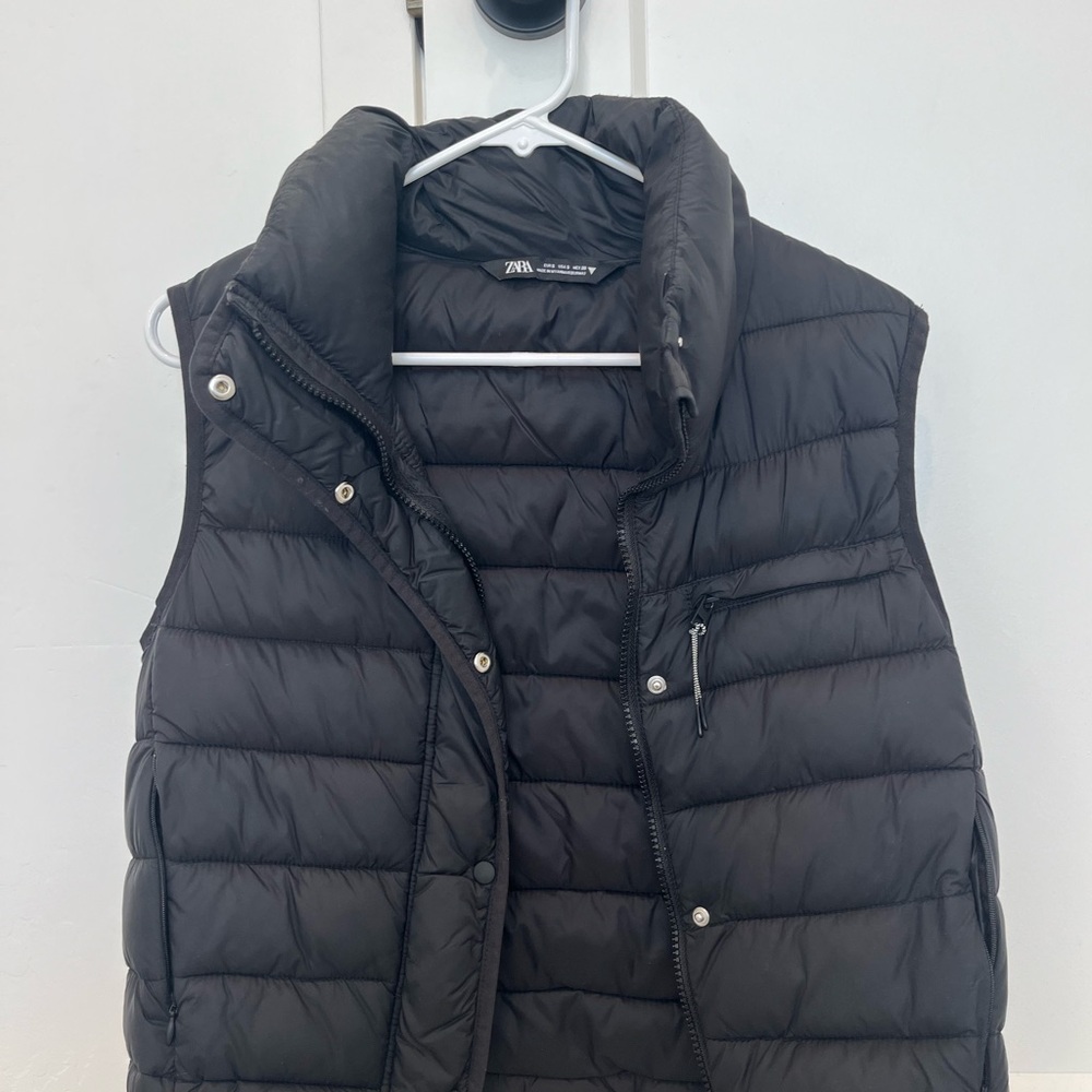 Zara Black Puffer Vest